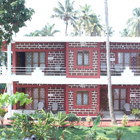 Hill View Beach Resort Varkala Kültér fotó