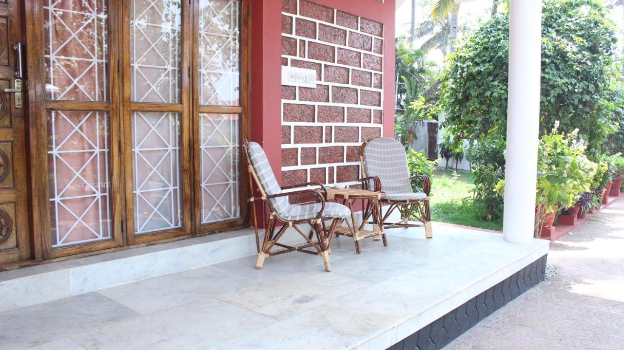 Hill View Beach Resort Varkala Kültér fotó