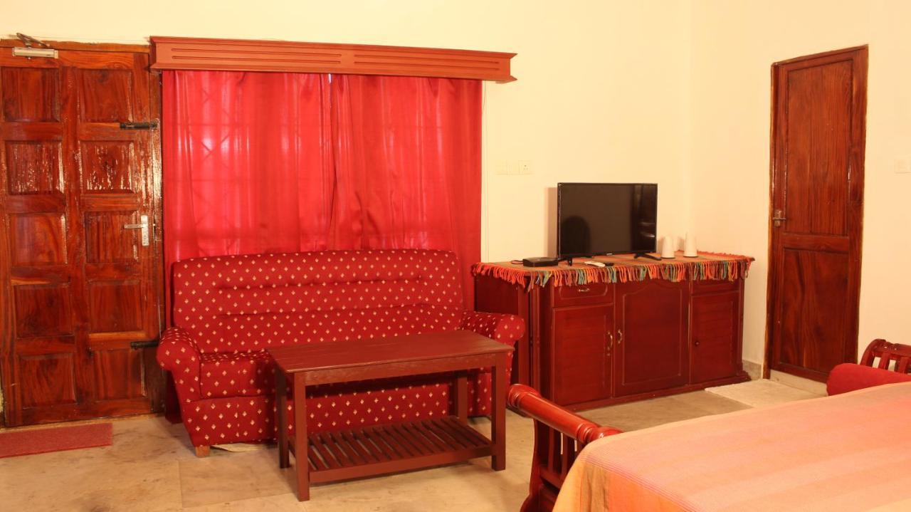 Hill View Beach Resort Varkala Kültér fotó