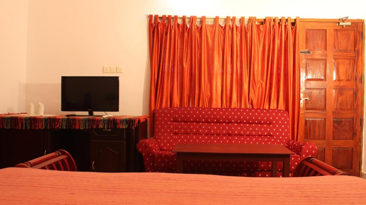 Hill View Beach Resort Varkala Kültér fotó