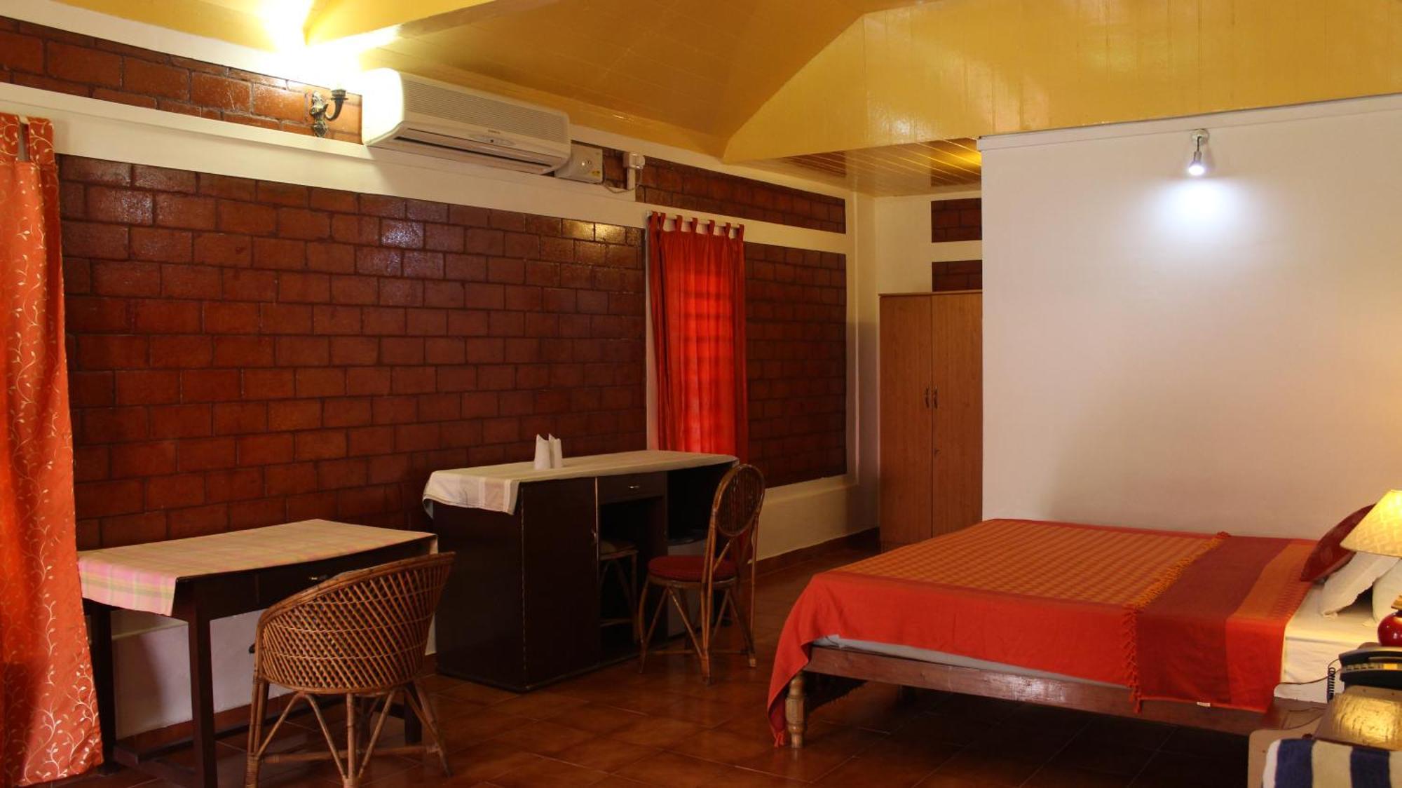 Hill View Beach Resort Varkala Kültér fotó