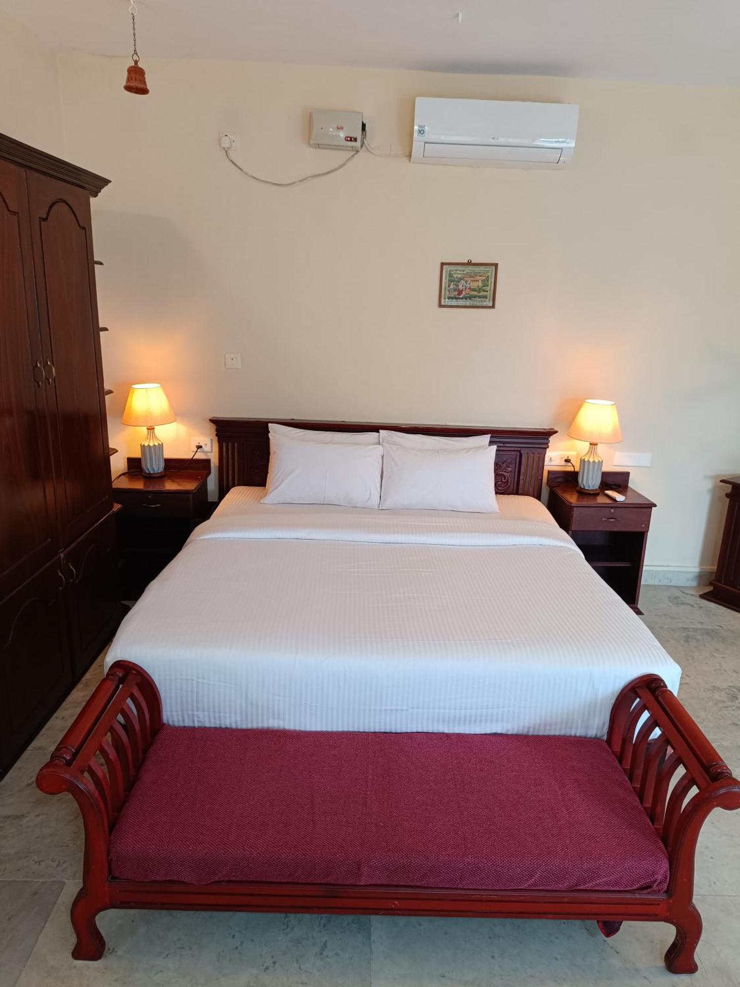 Hill View Beach Resort Varkala Kültér fotó