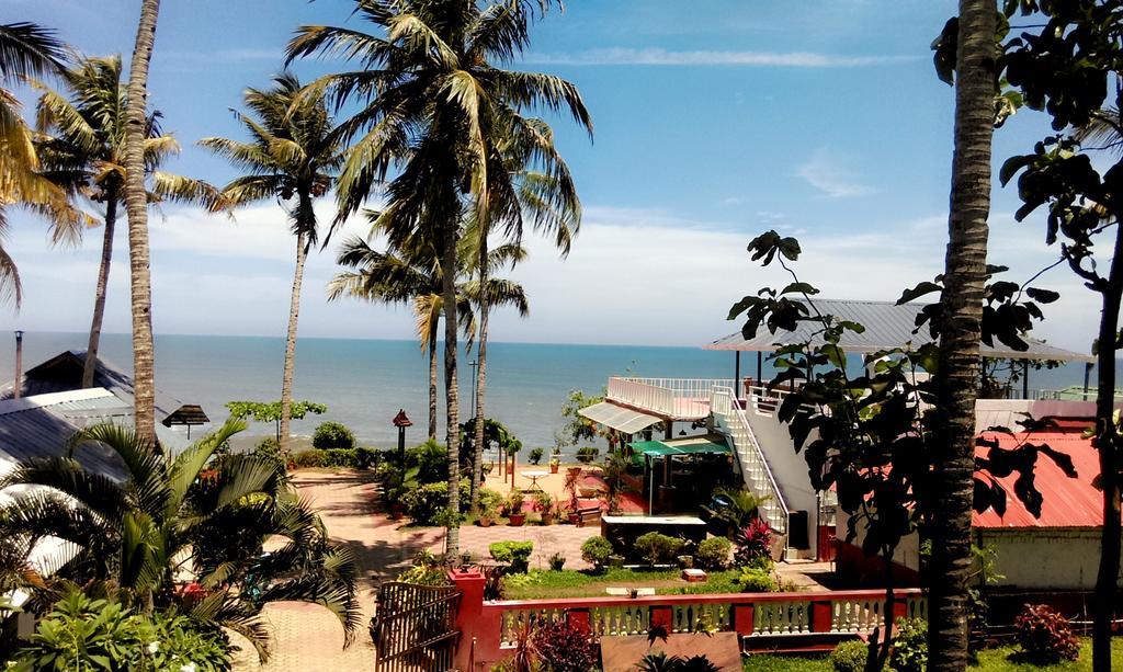 Hill View Beach Resort Varkala Kültér fotó